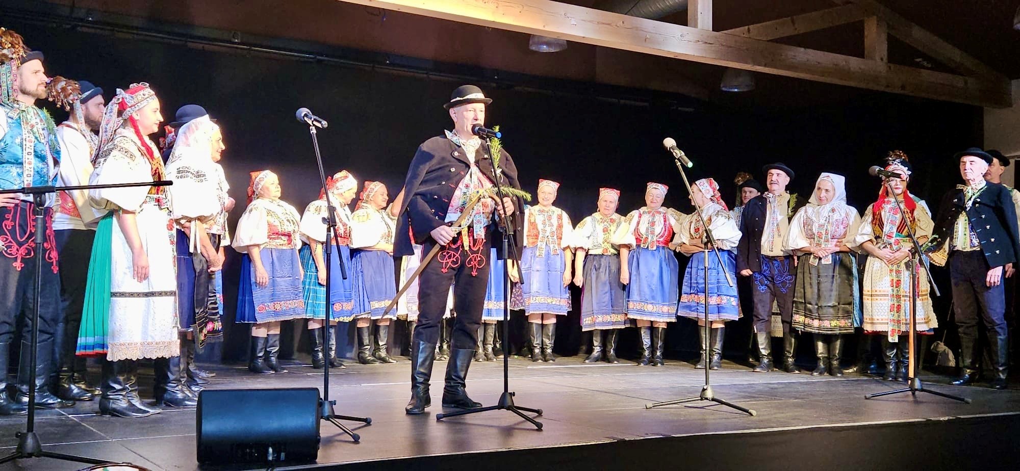 večer autentického folklóru