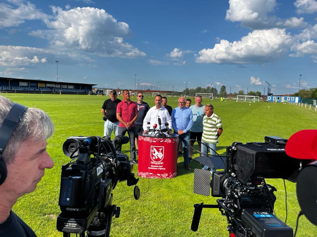 Športovisko alebo kšeft - padne ďalší areál kvôli biznisu? Futbalu vo Vajnoroch hrozí zánik