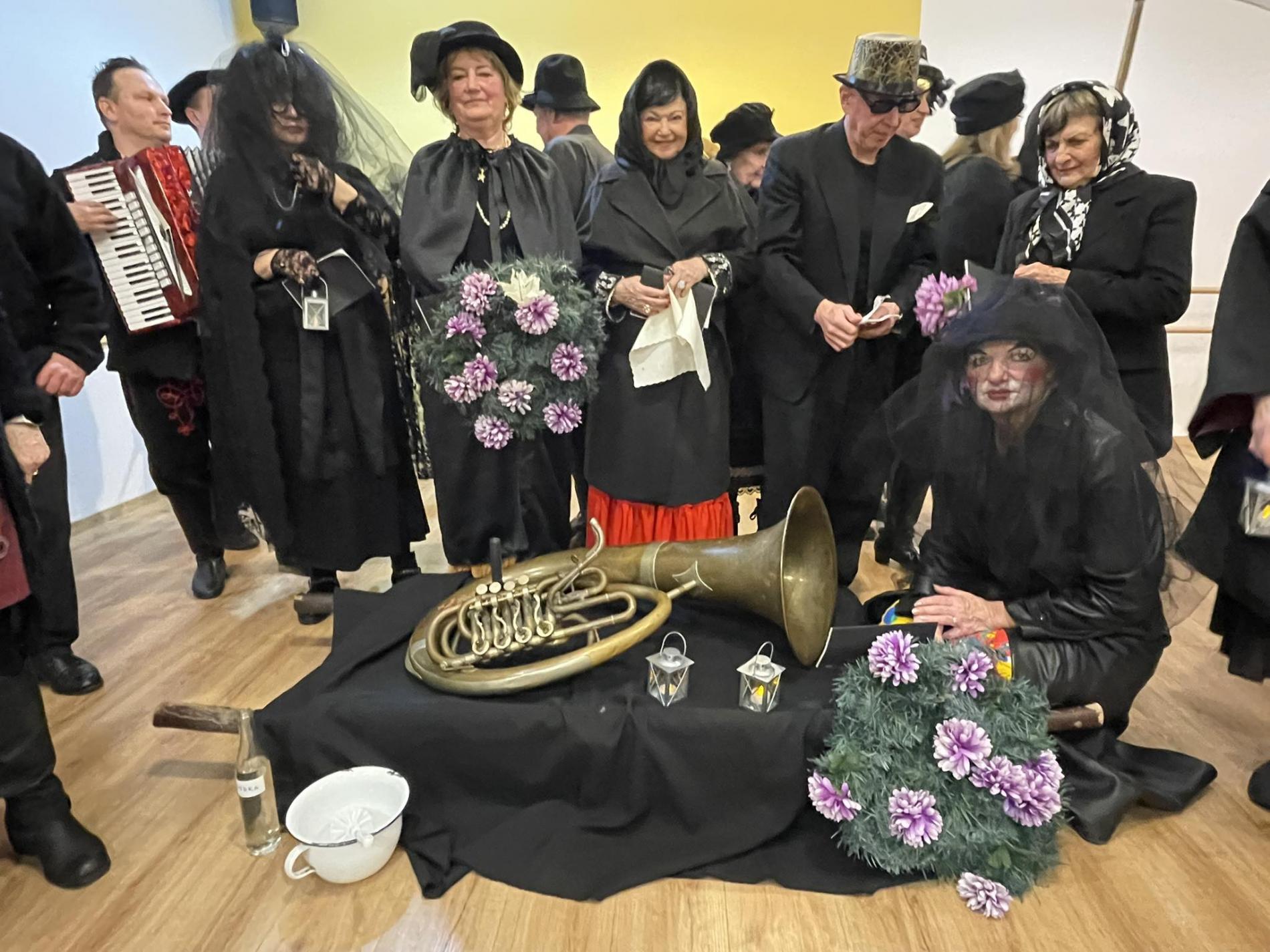 Fašiangy vo Vajnoroch: Pochovávanie basy a oživenie tradícií